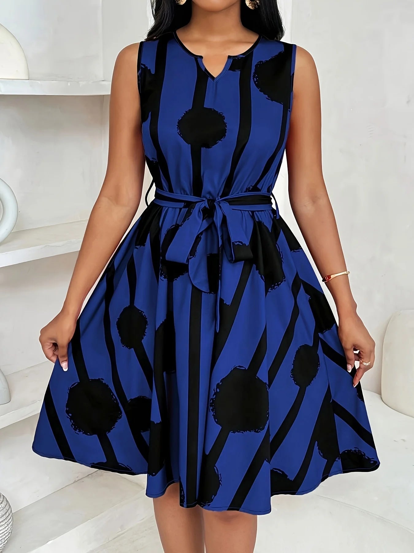 Damen Kleid in Übergröße mit floralem Muster Jully
