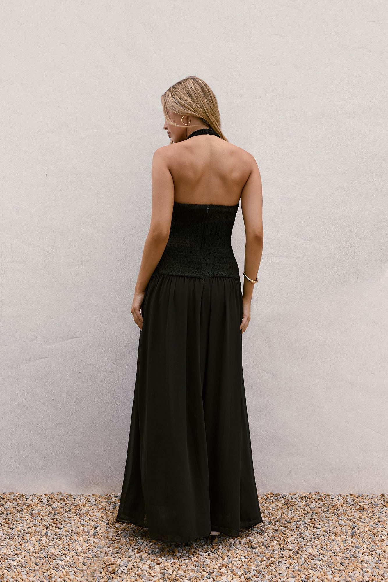 Damen Maxikleid mit Neckholder und V-Ausschnitt Jully