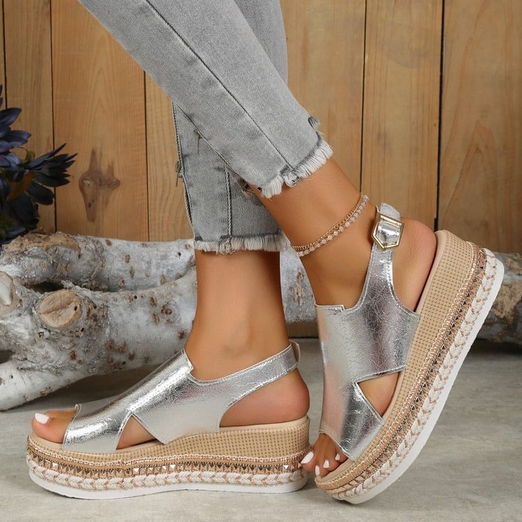 Damen Sandalen mit elegantem Lochmuster Jully