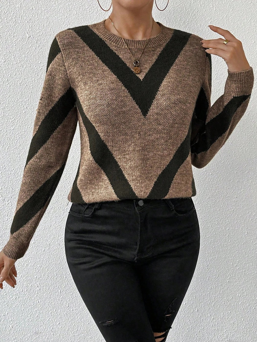 Women's Chevron Intarsia Pullover Sweater Ribbed Cuffs