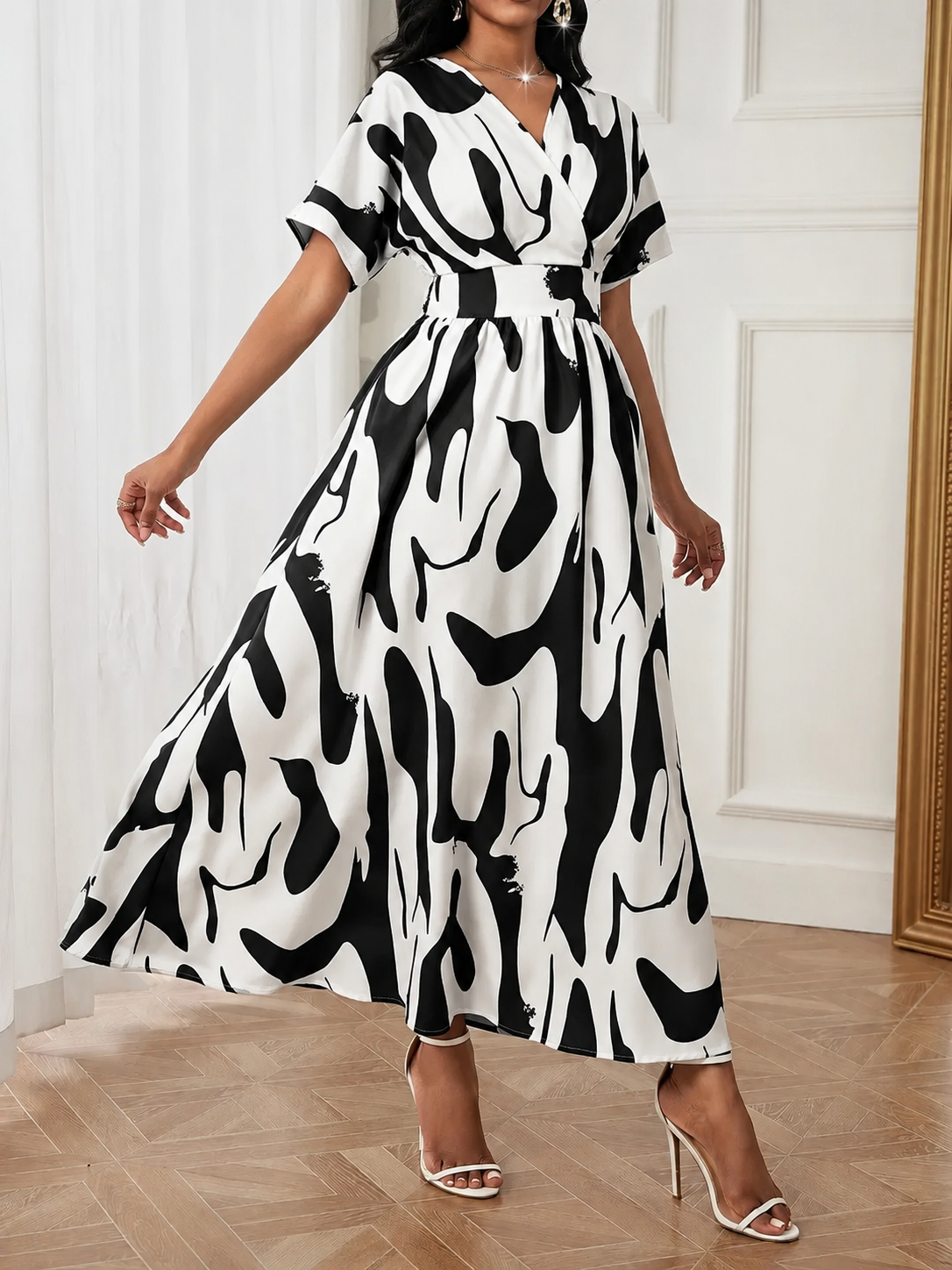 Damen Midikleid mit V-Ausschnitt und A-Linie Jully