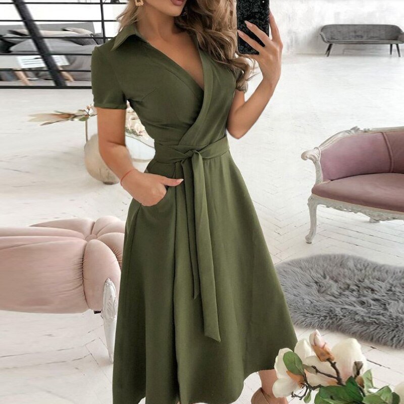 Damen A-Linien-Kleid mit Bindegürtel aus Polyester Jully