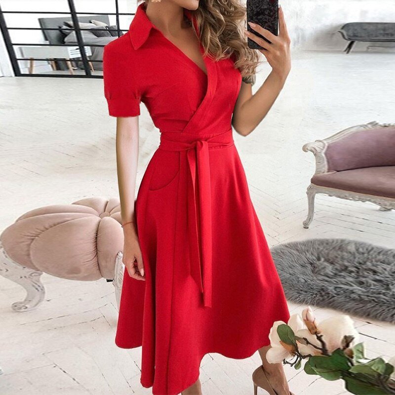 Damen A-Linien-Kleid mit Bindegürtel aus Polyester Jully