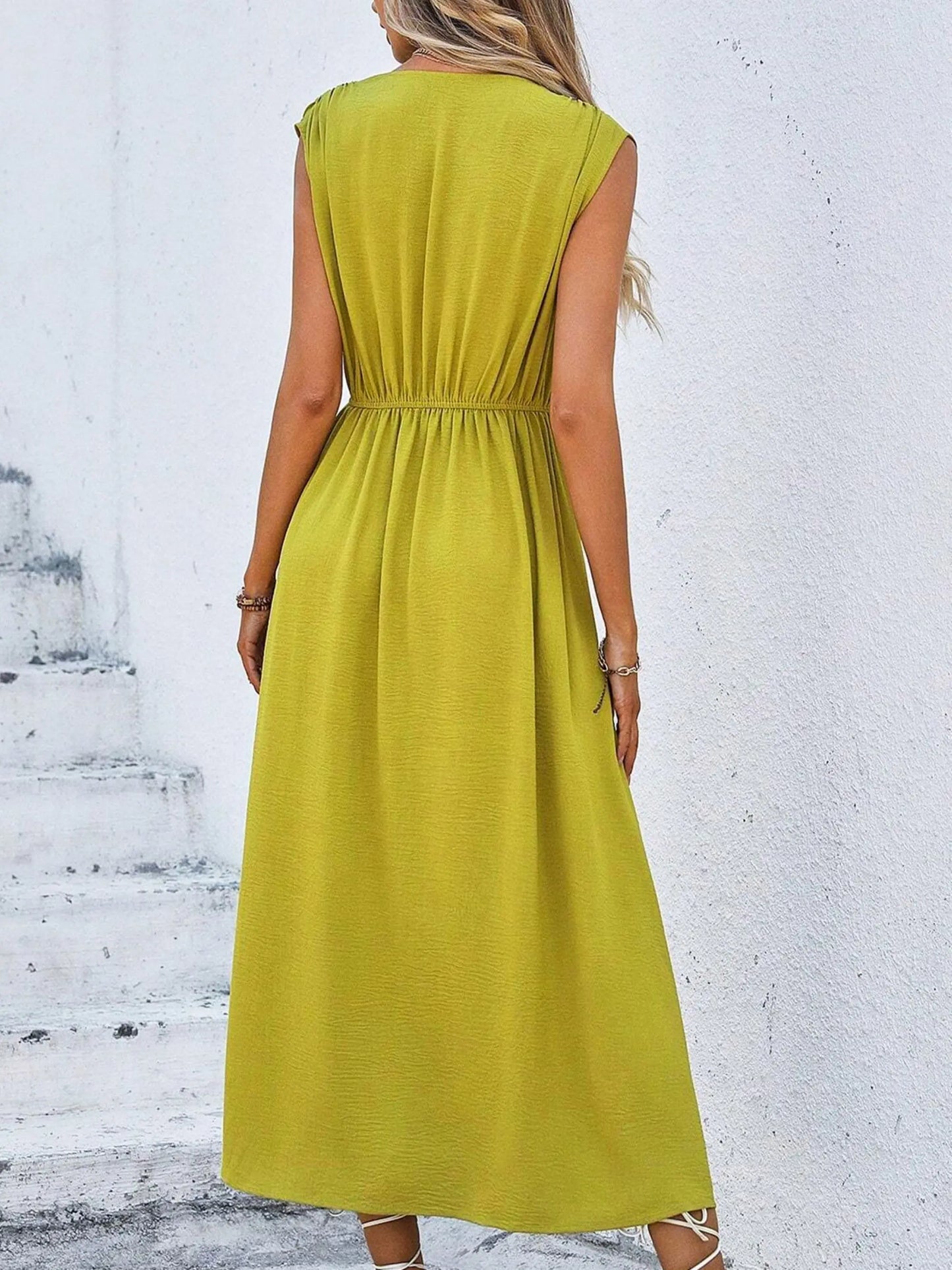 Damen A-Linien Kleid mit Gürtel und ärmellos Jully
