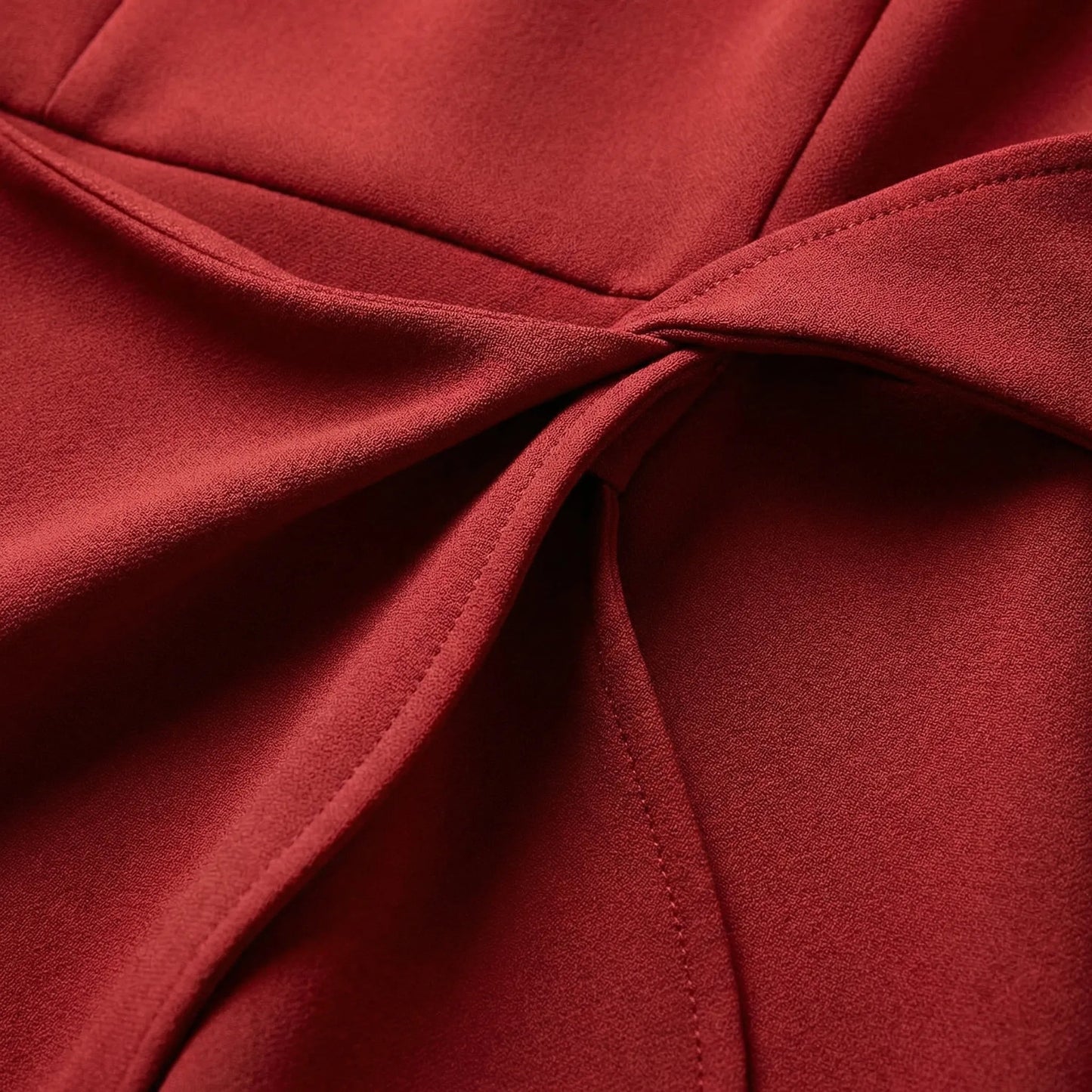 Damen Abendkleid mit Faltendetails in Midi-Länge Jully