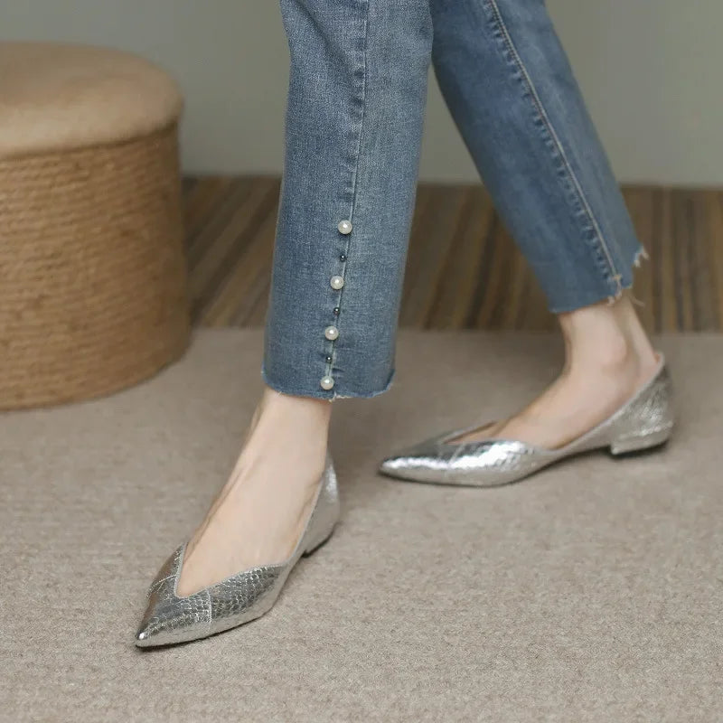 Damen Ballerinas aus Leder mit spitzem Design Jully