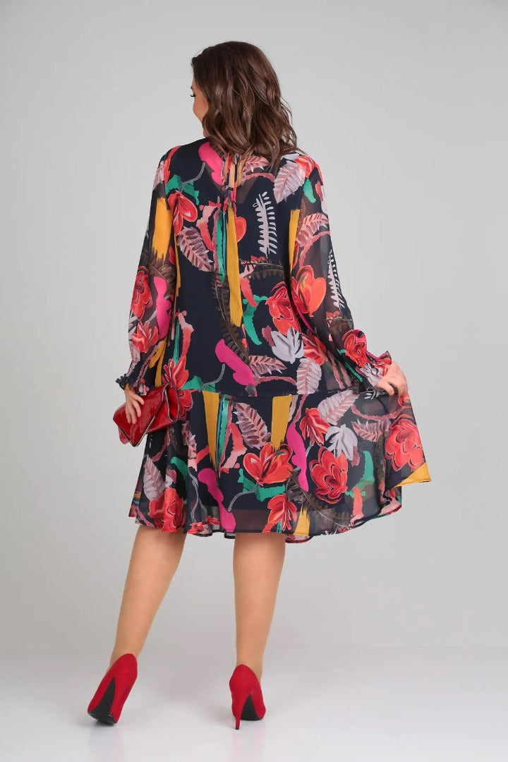Damen Blumenkleid mit fließendem Schnitt und Blumenmuster Jully
