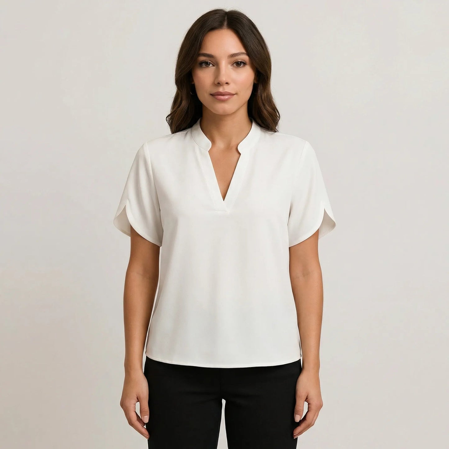Damen Bluse mit V-Ausschnitt und Flatteärmel in Weiß Jully