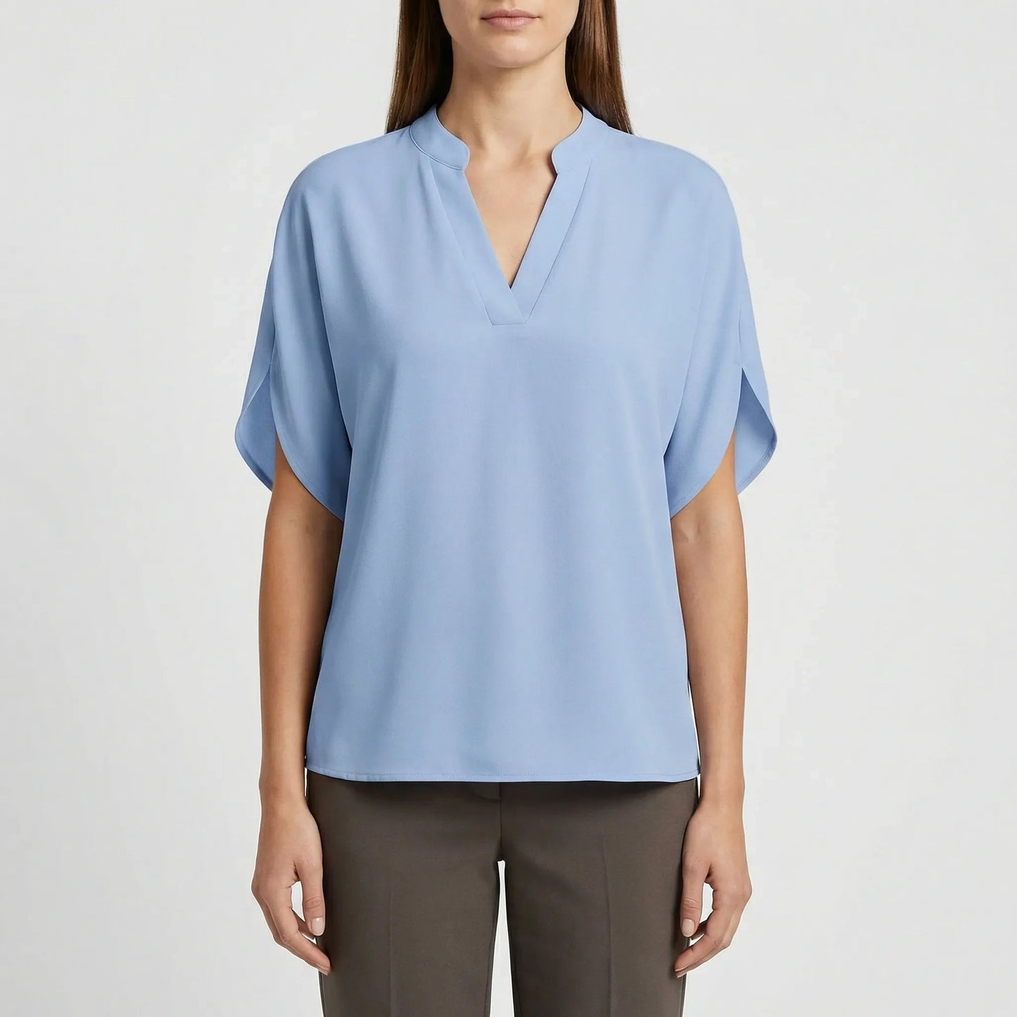 Damen Bluse mit V-Ausschnitt und Flatteärmel in Weiß Jully