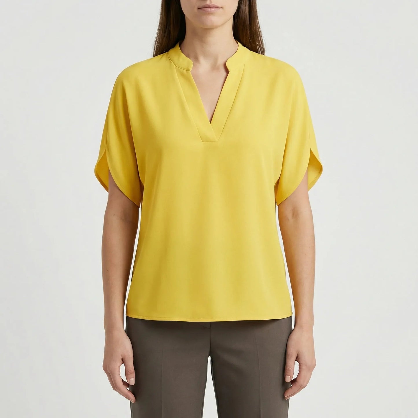 Damen Bluse mit V-Ausschnitt und Flatteärmel in Weiß Jully
