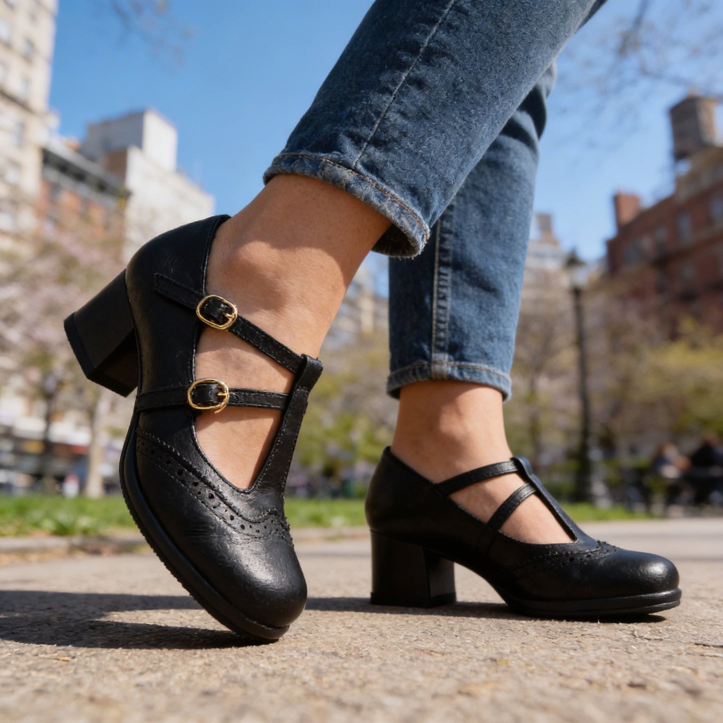 Damen Brogue-Loafer aus Glattleder mit Doppelriemen Jully