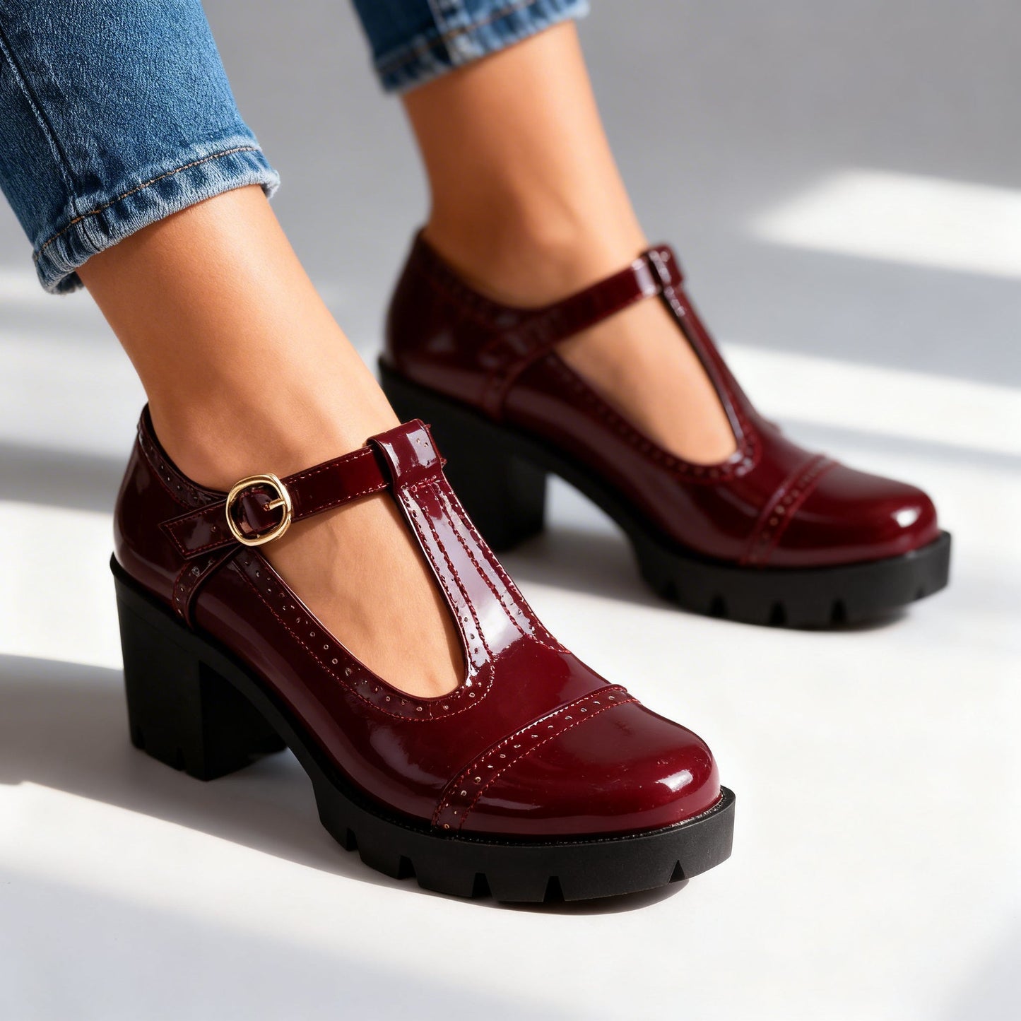 Damen Brogue-Loafer aus glänzendem Lackleder Jully