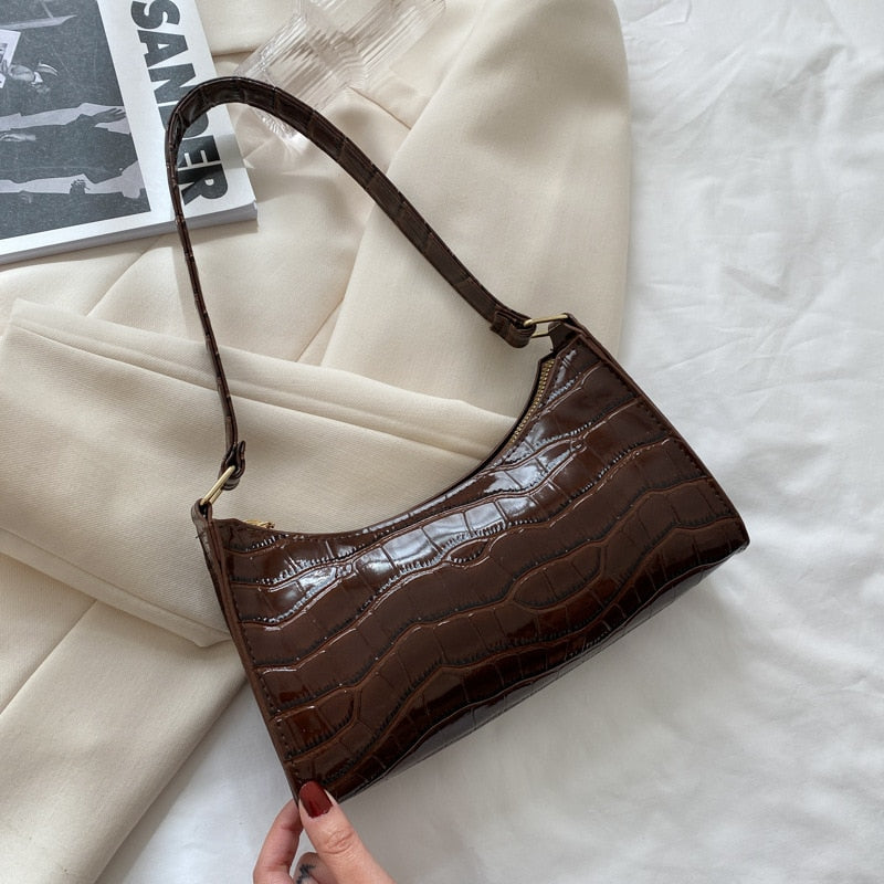 Damen Einkaufstasche mit Kettendetails in Schwarz Jully