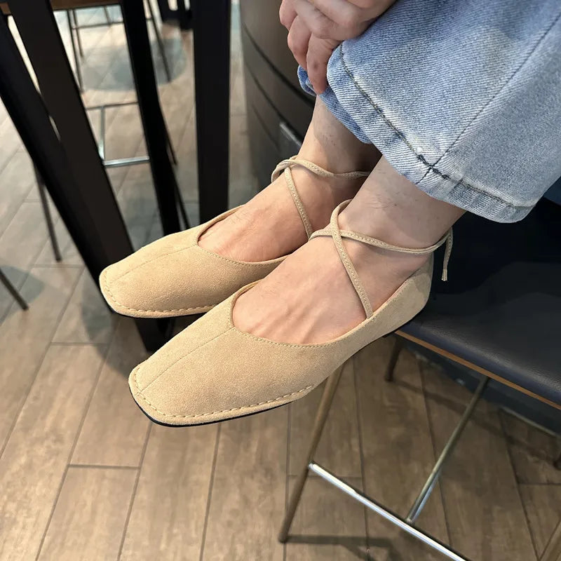 Damen Flats aus weichem Leder mit runder Zehenpartie Jully