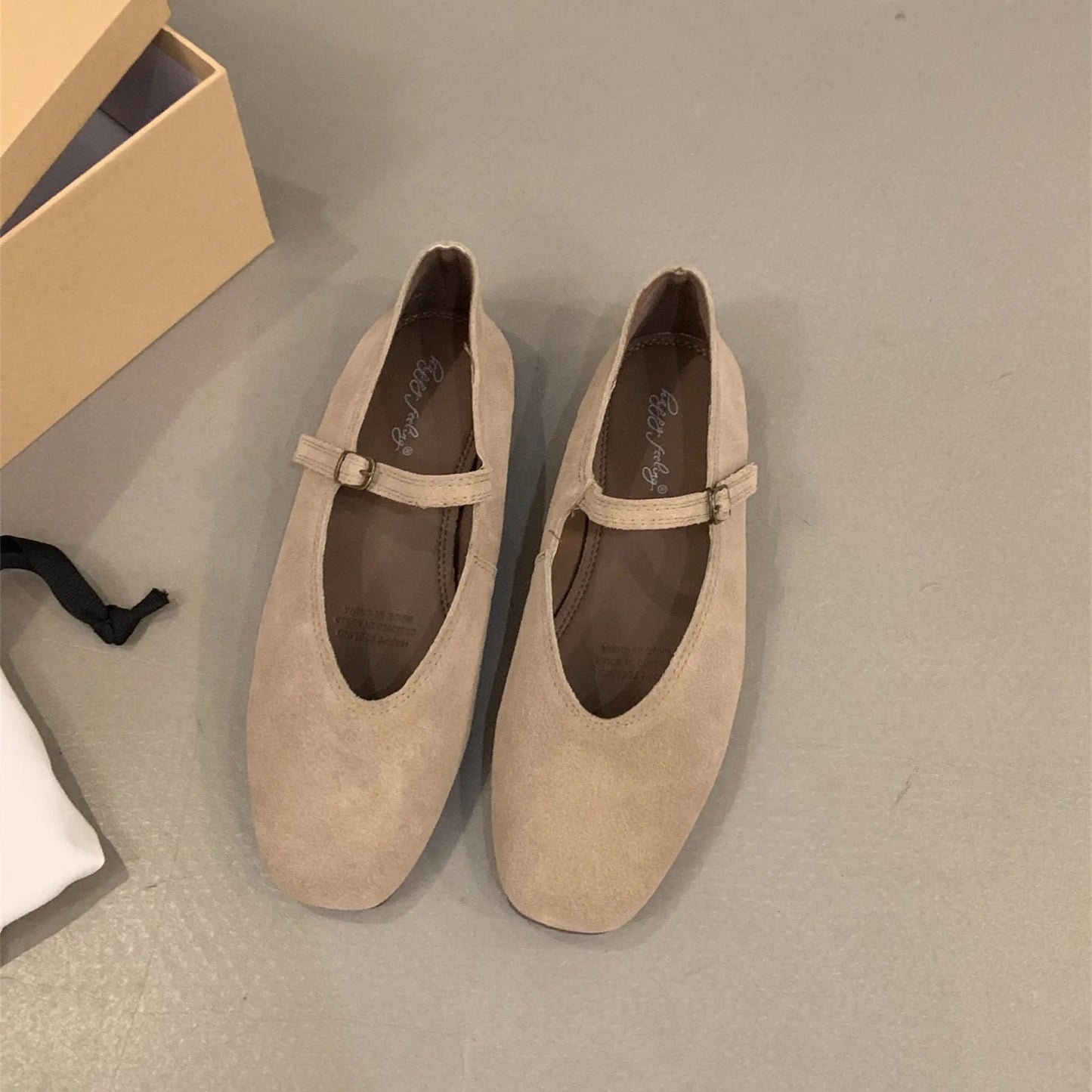 Damen Flats aus weichem Leder mit runder Zehenpartie Jully