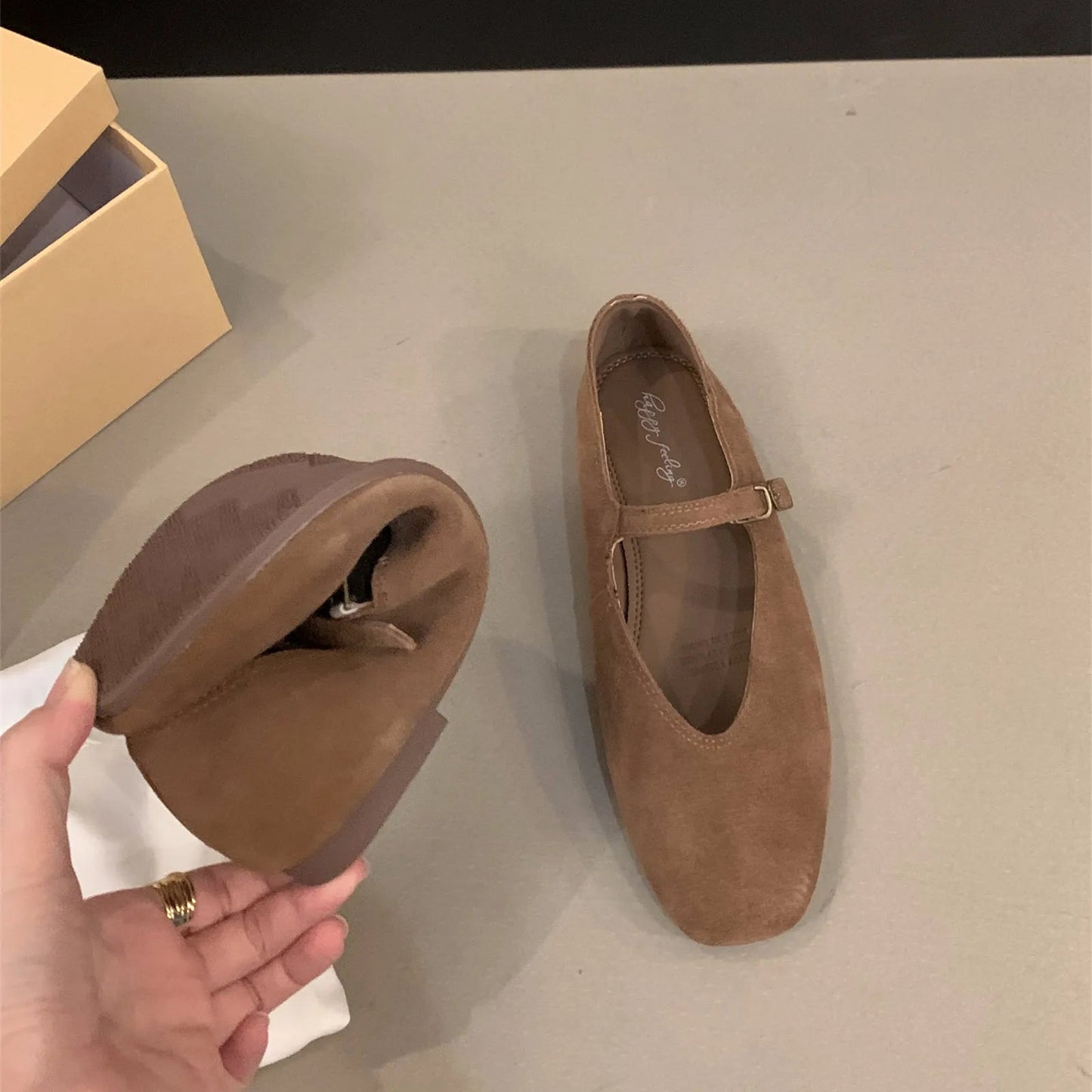 Damen Flats aus weichem Leder mit runder Zehenpartie Jully