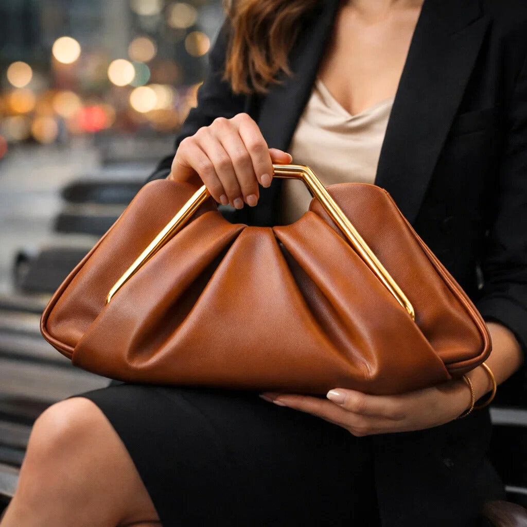 Damen Handtasche aus Glattleder mit geformtem Griff Jully