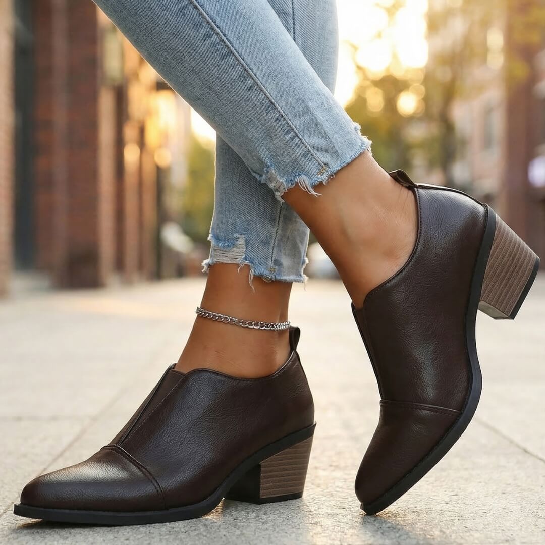 Damen High Heels aus Leder mit Spitzem Zehendesign Jully