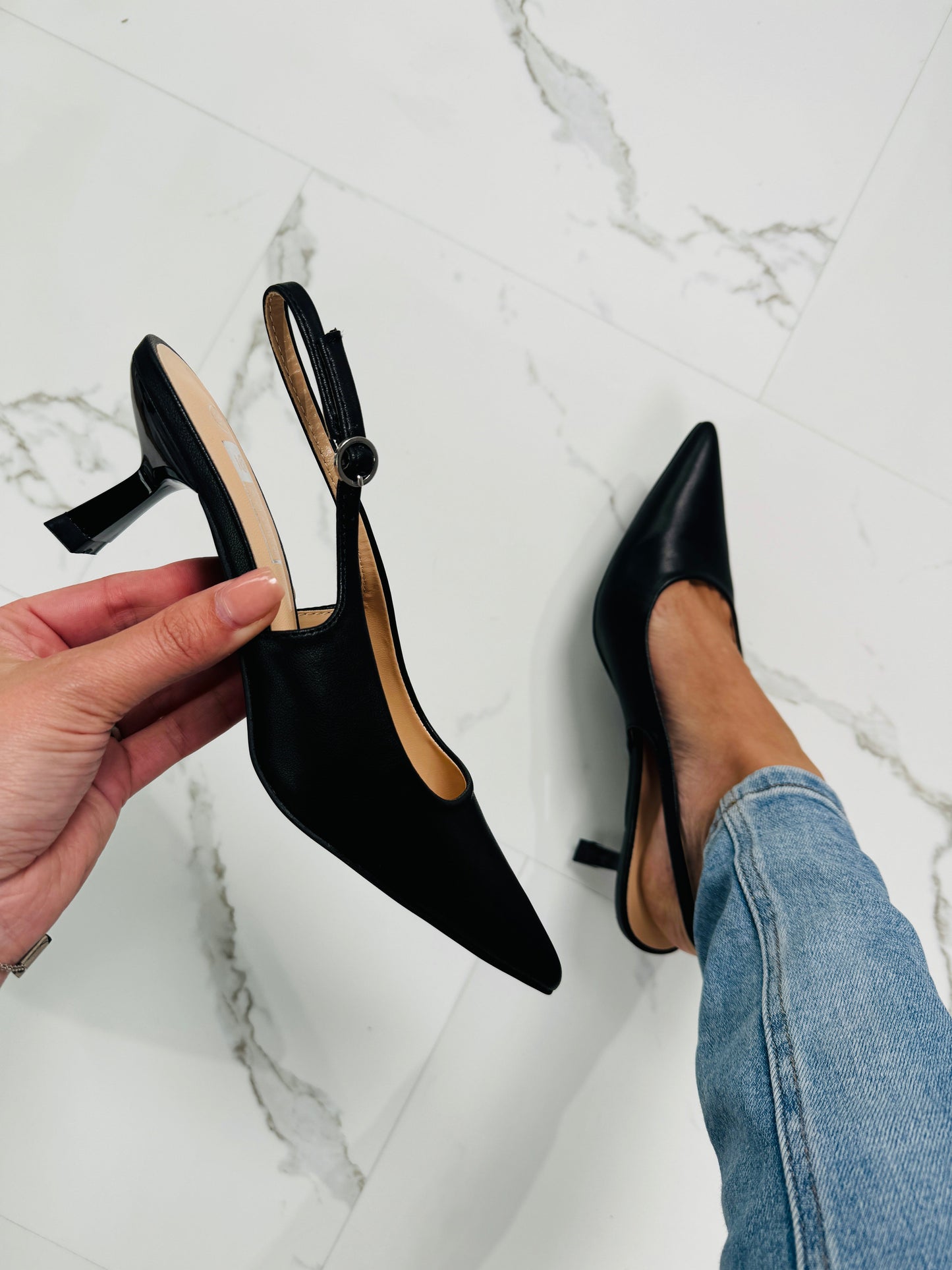 Damen High Heels mit Knöchelverschluss in Schwarz Jully
