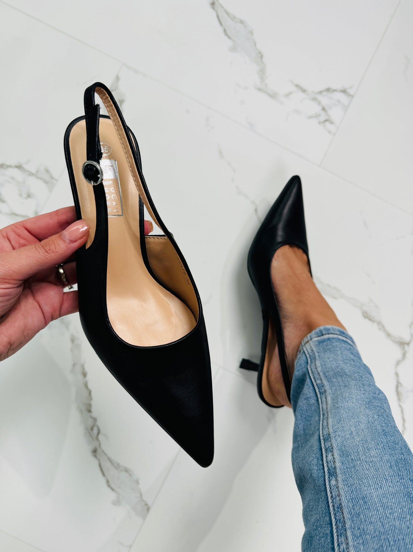 Damen High Heels mit Knöchelverschluss in Schwarz Jully