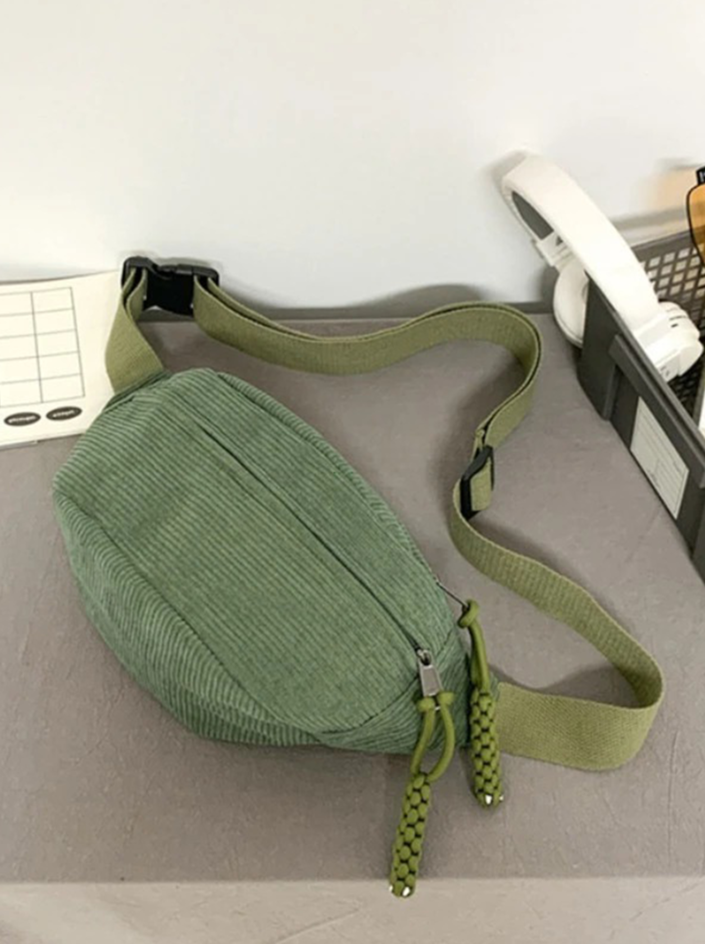 Damen Hüfttasche aus Cord mit verstellbarem Gurt Jully