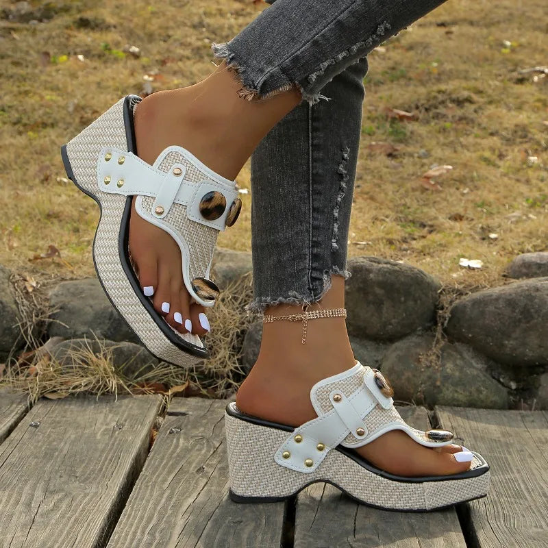 Damen Keilsandalen mit Bastplattform Jully