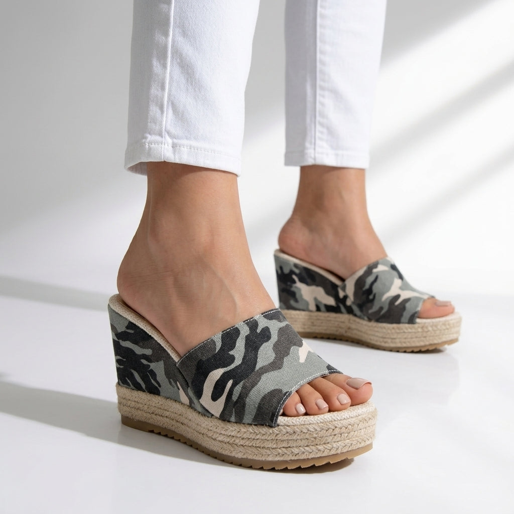 Damen Keilsandalen mit Camouflage-Design Jully