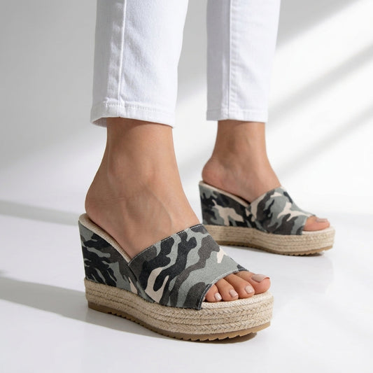 Damen Keilsandalen mit Camouflage-Design Jully