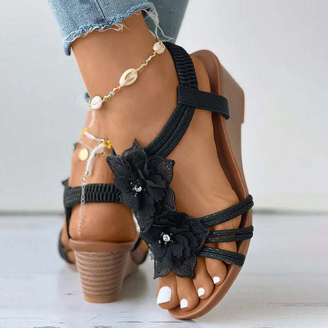 Damen Keilsandalen mit floraler Dekoration Jully