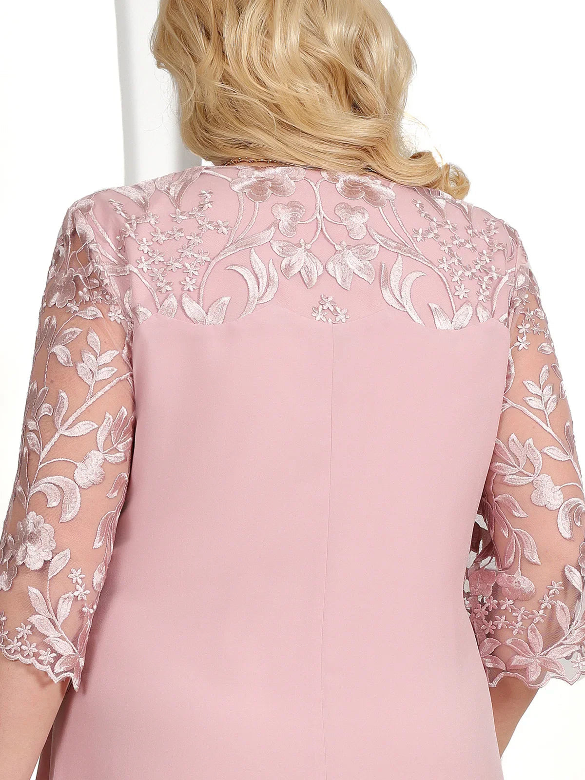 Damen Kleid mit Blumenstickerei in Übergröße Jully