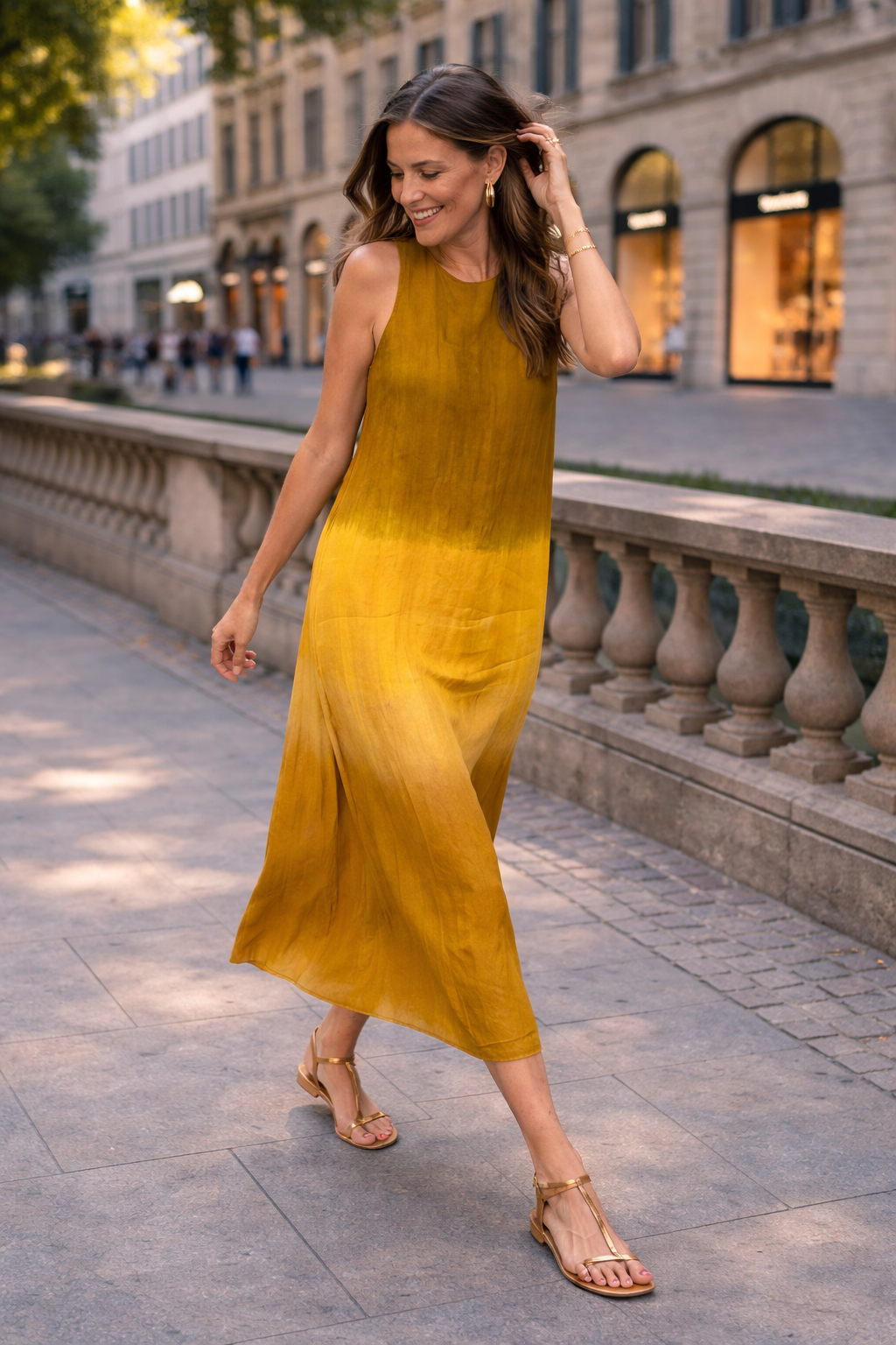 Damen Kleid mit fließendem Schnitt und dezentem Muster Jully
