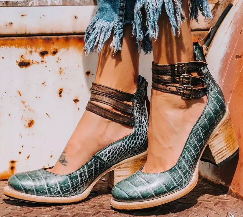 Damen Komfort-Heels aus veganem Leder in Schwarz Jully