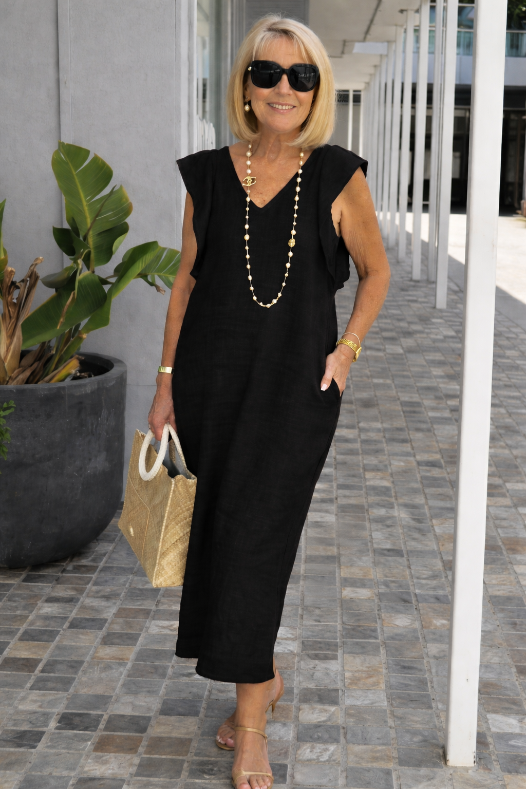 Damen Leinenkleid mit V-Ausschnitt und Volants Jully