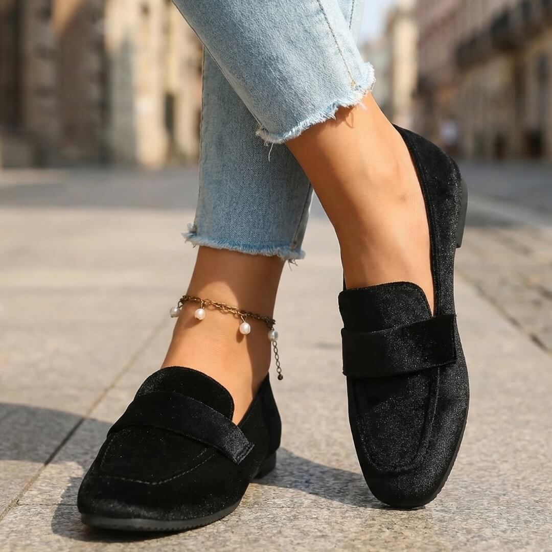 Damen Loafer aus Samt mit quadratischer Zehenpartie Jully