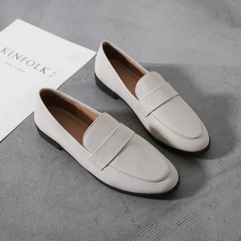 Damen Loafer aus Vintage-Leder in Schwarz Jully