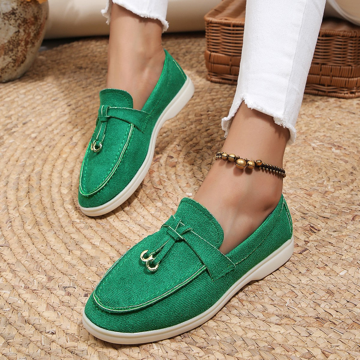 Damen Loafer aus samtiger Textur mit Quaste Jully