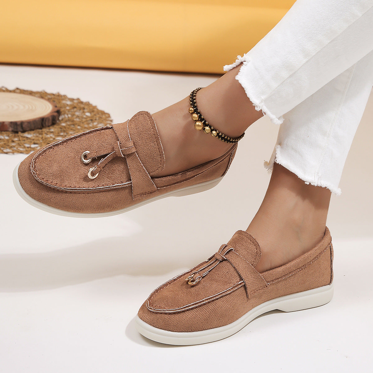 Damen Loafer aus samtiger Textur mit Quaste Jully