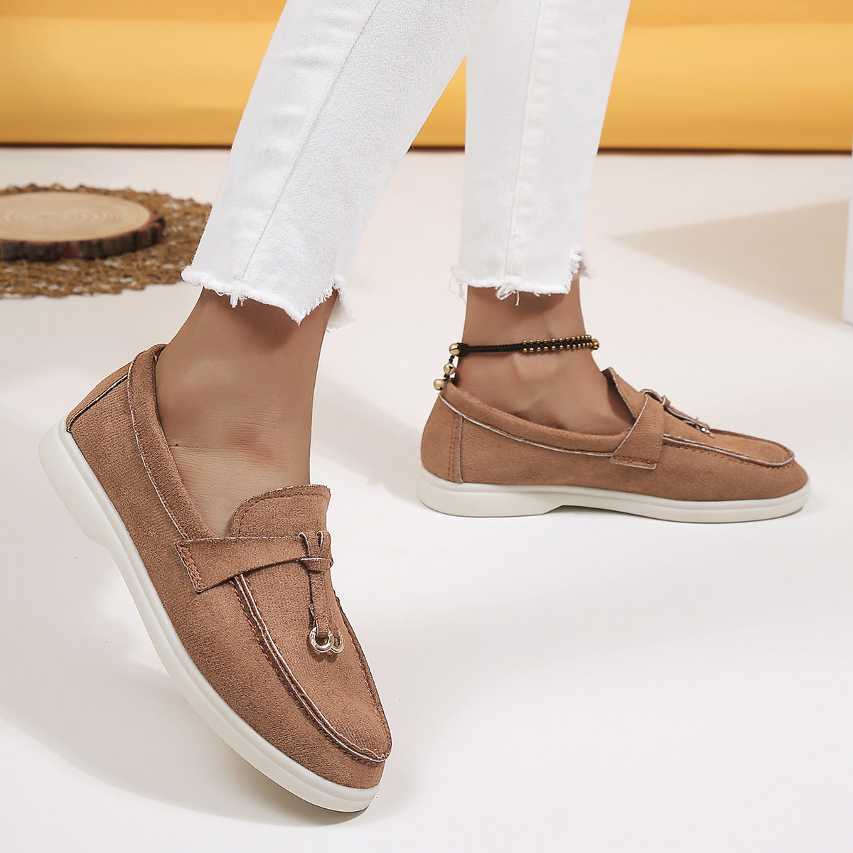 Damen Loafer aus samtiger Textur mit Quaste Jully