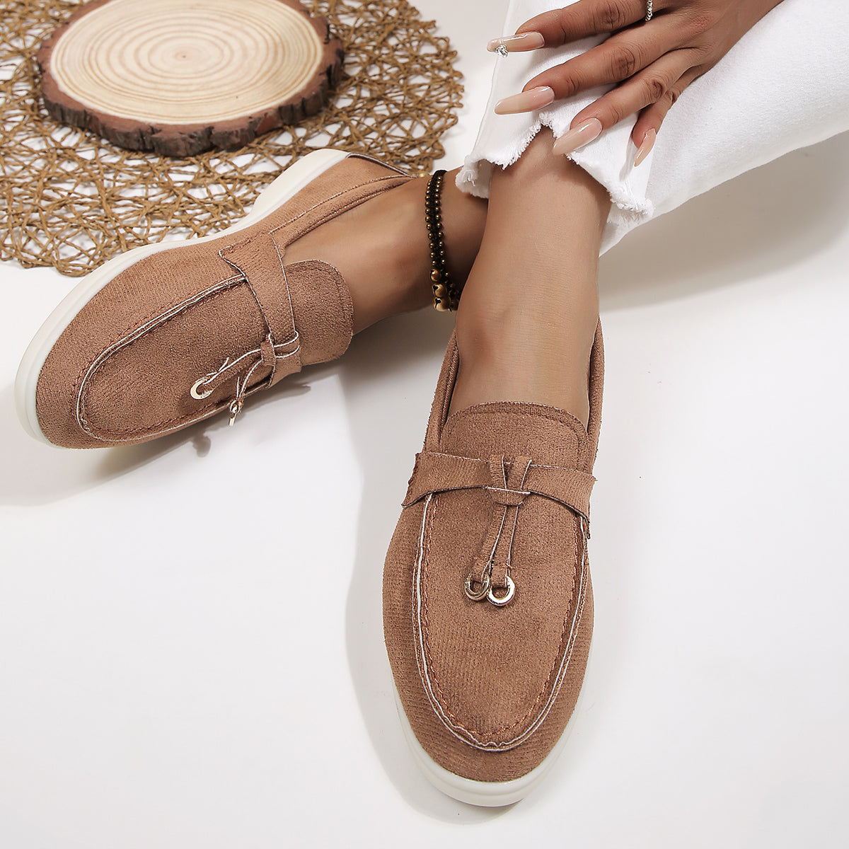 Damen Loafer aus samtiger Textur mit Quaste Jully
