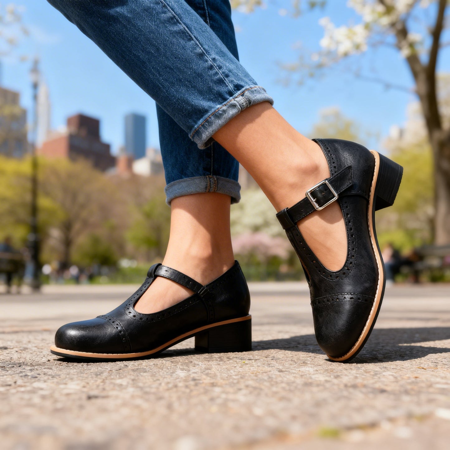 Damen Loafer aus strukturiertem Leder mit verstellbarem Riemen Jully