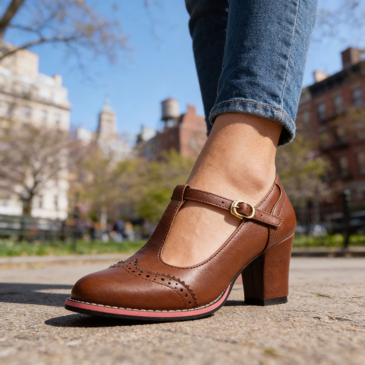 Damen Loafer mit Brogue-Details und gepolstertem Fußbett Jully
