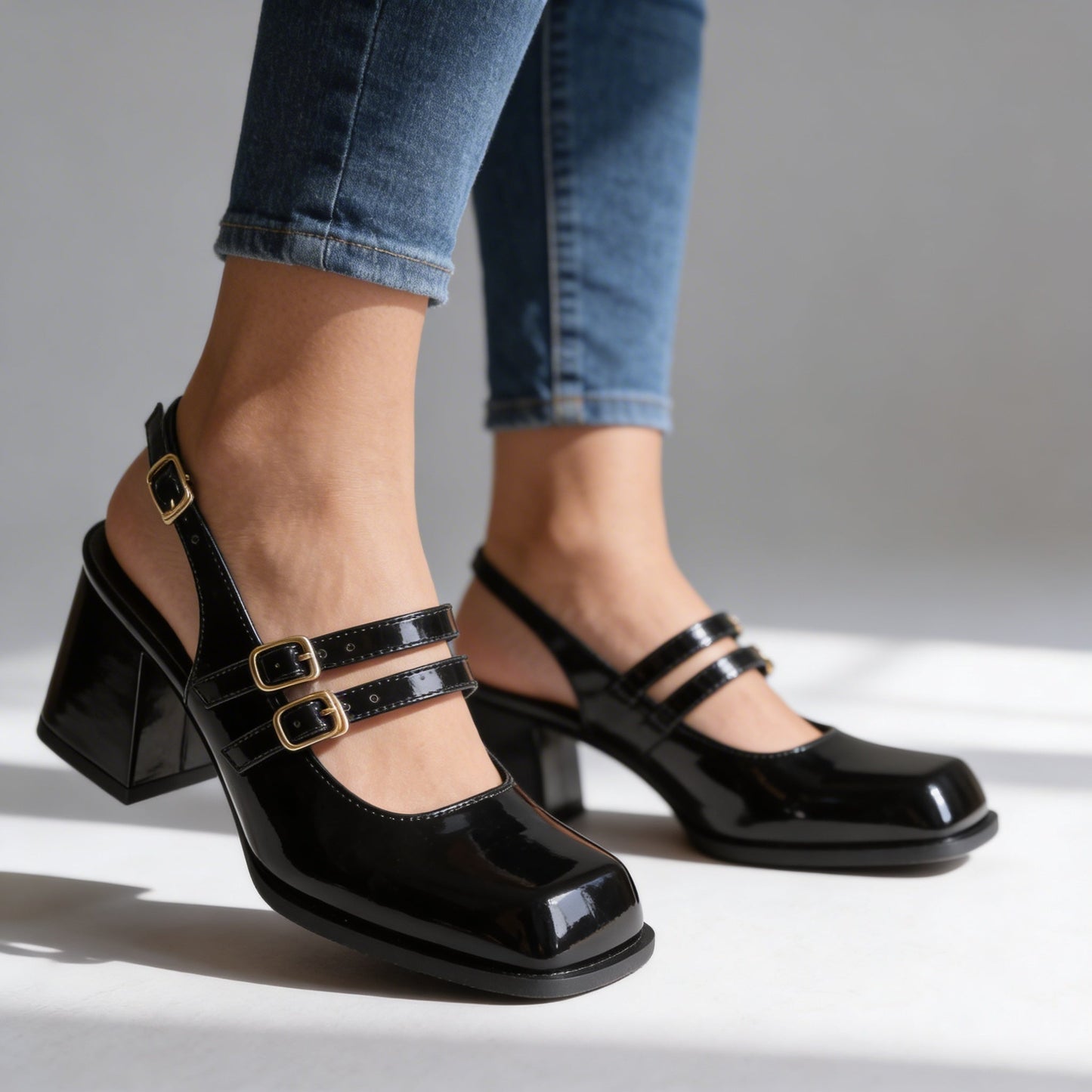 Damen Loafer mit Doppelriemen aus Lackleder Jully
