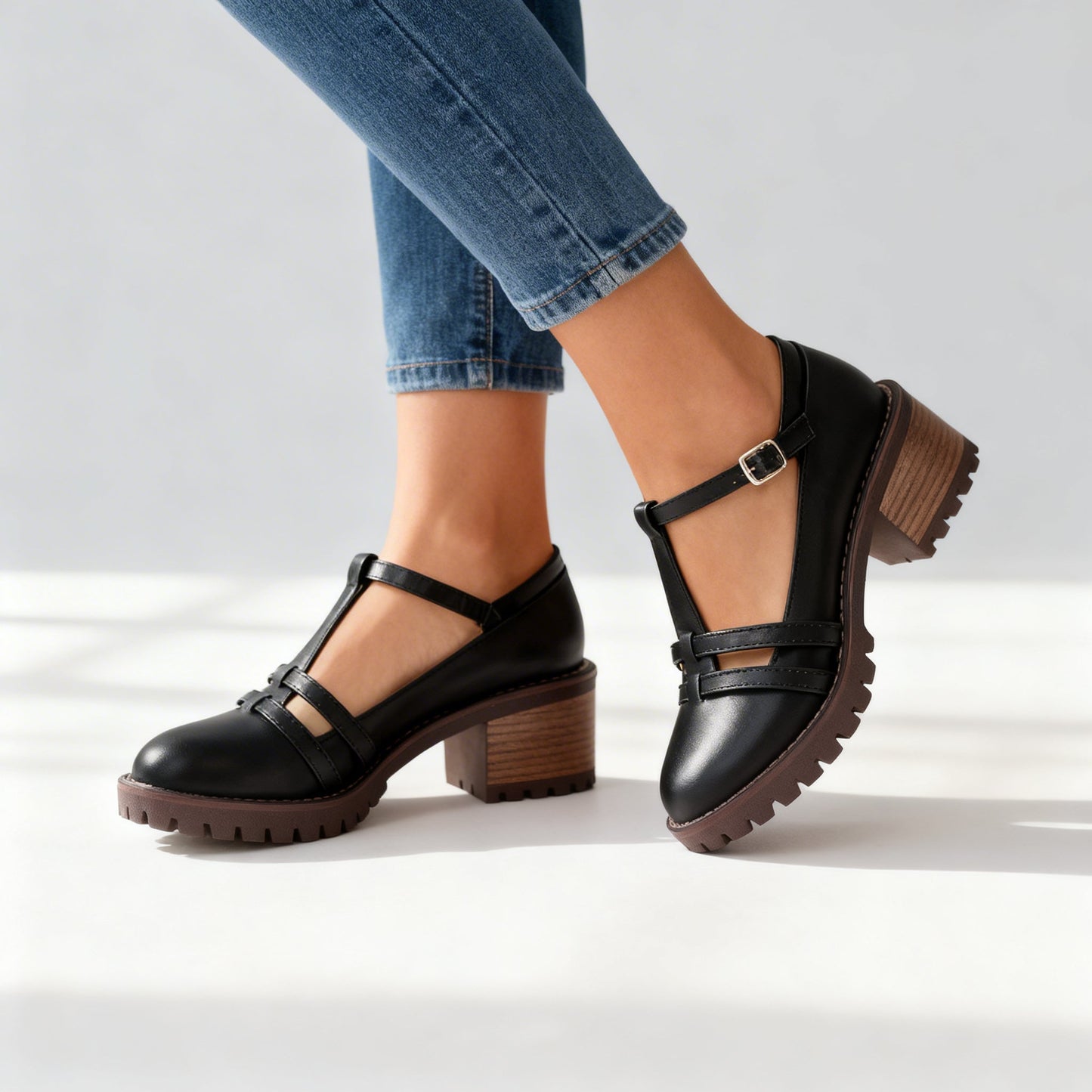Damen Loafer mit verstellbarem Schnallenriemen in Schwarz Jully