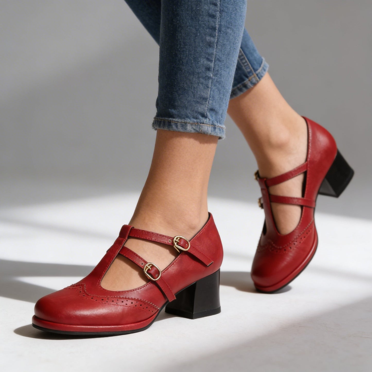 Damen Loafer mit verstellbaren Riemen in Schwarz Jully