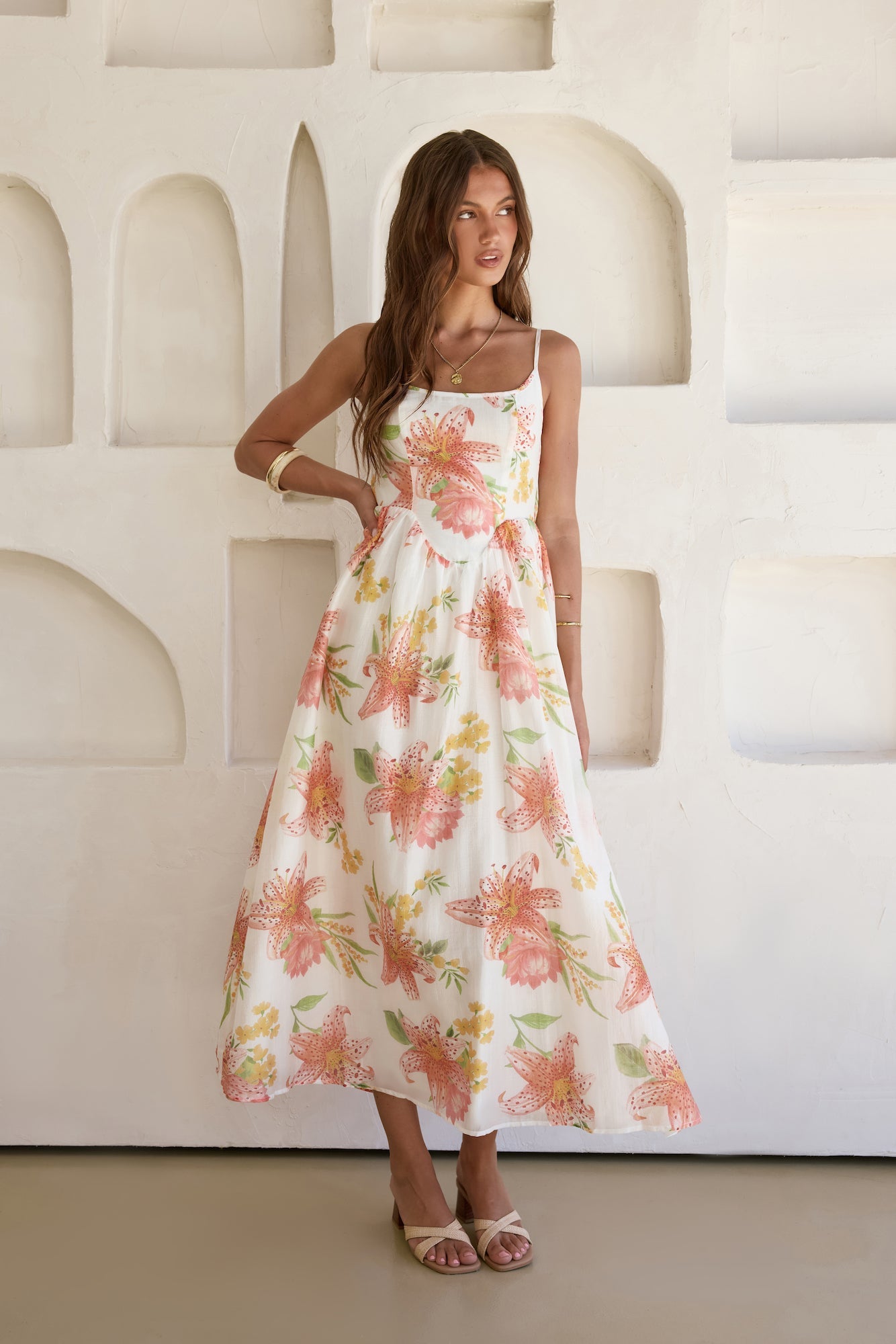 Damen Maxikleid mit Blumenmuster und offenem Rücken Jully