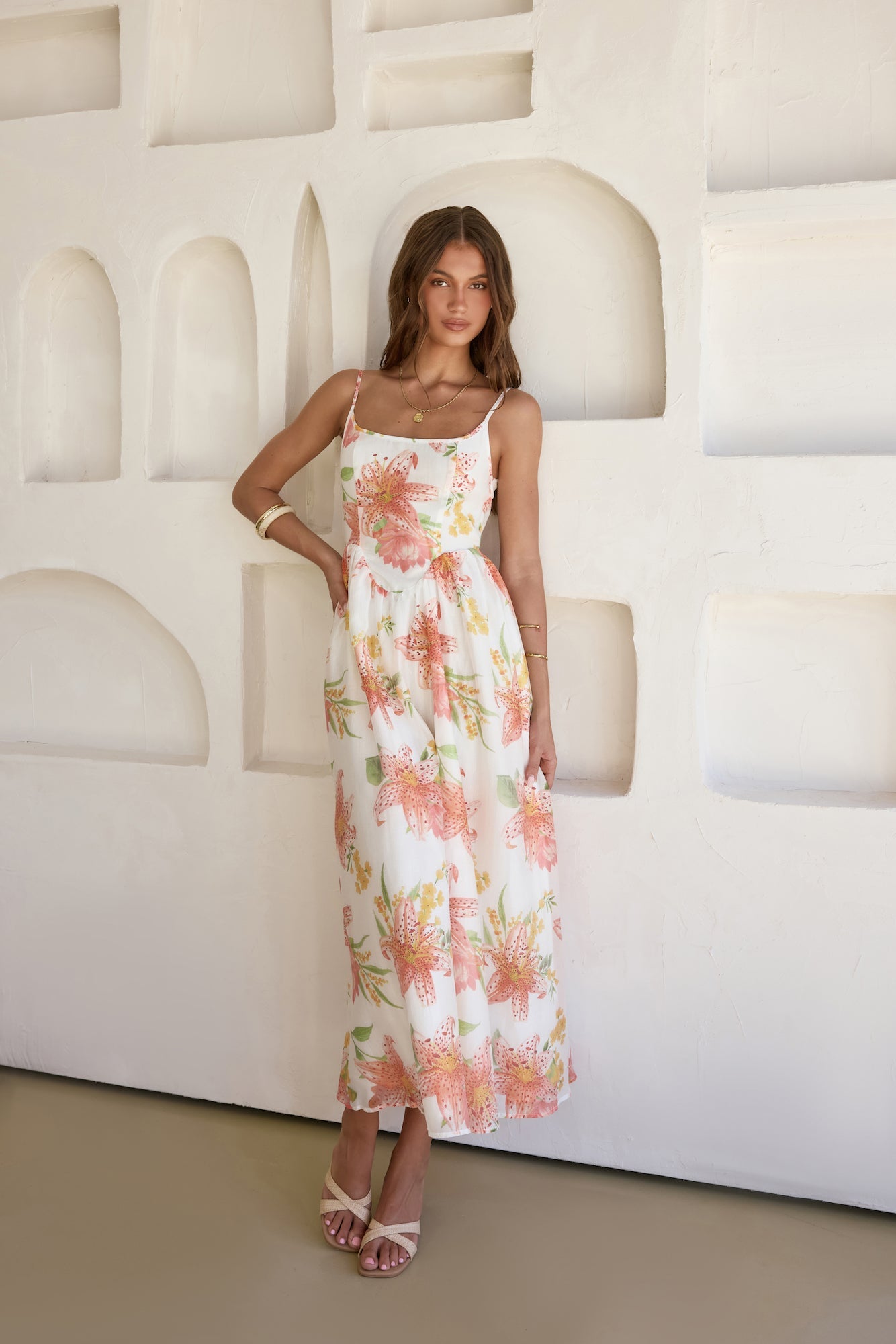 Damen Maxikleid mit Blumenmuster und offenem Rücken Jully