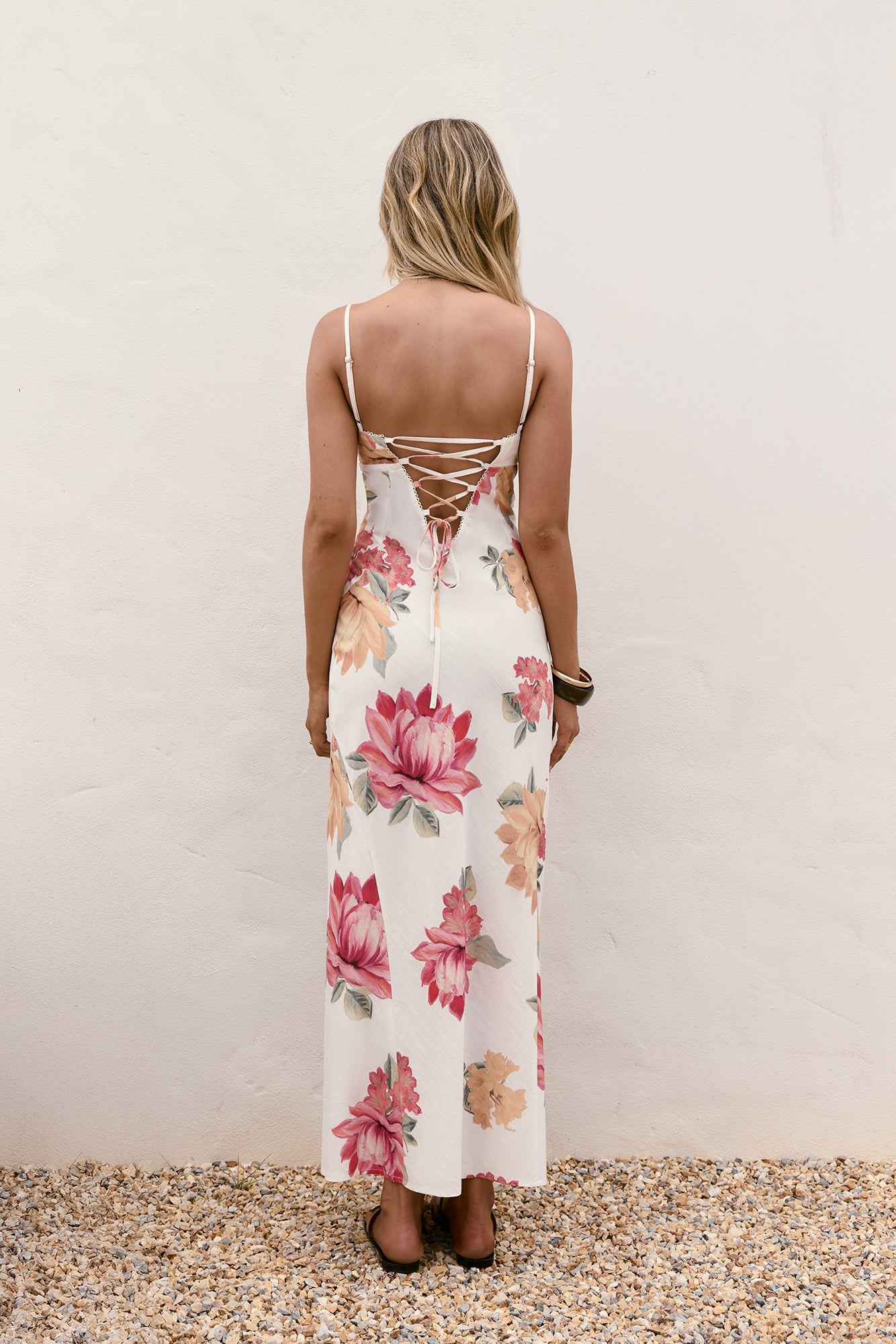 Damen Maxikleid mit Blumenmuster und verstellbaren Trägern Jully
