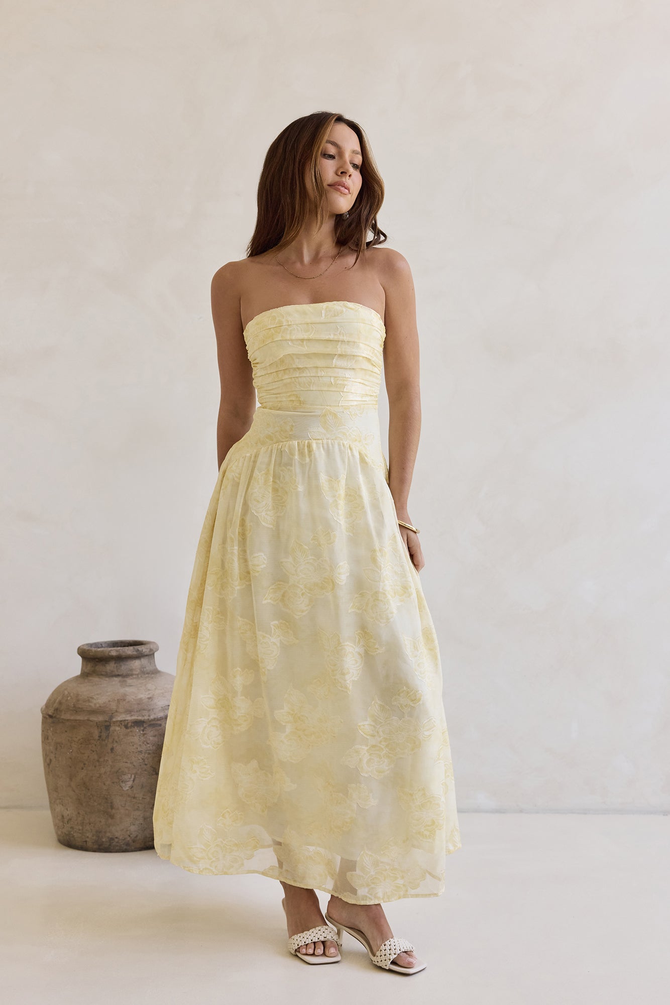 Damen Maxikleid mit Elastischem Rücken in Gelb Jully
