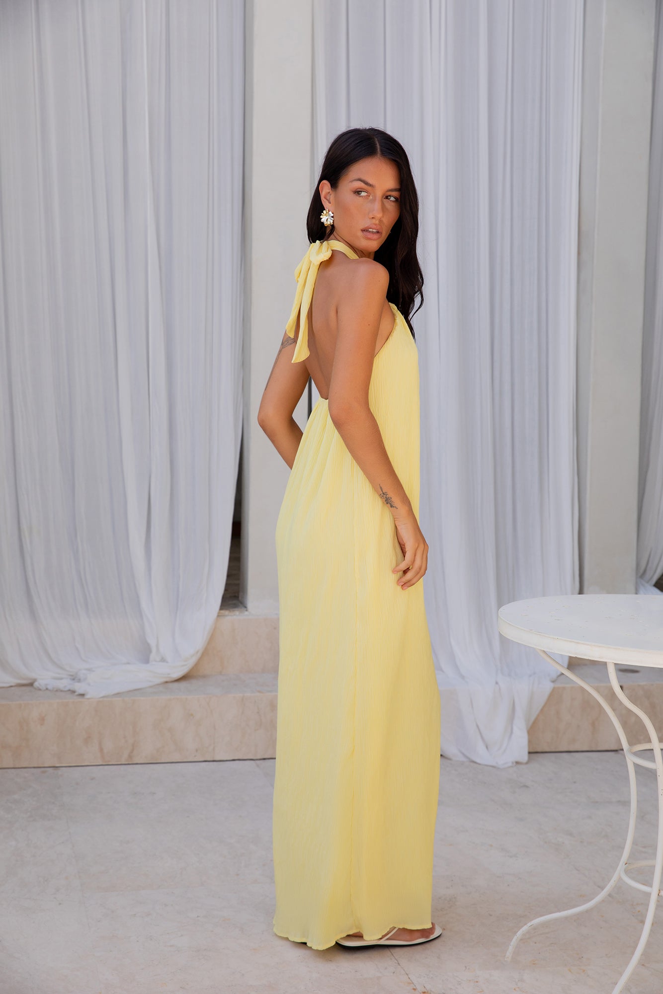 Damen Maxikleid mit Neckholder in Gelb Jully