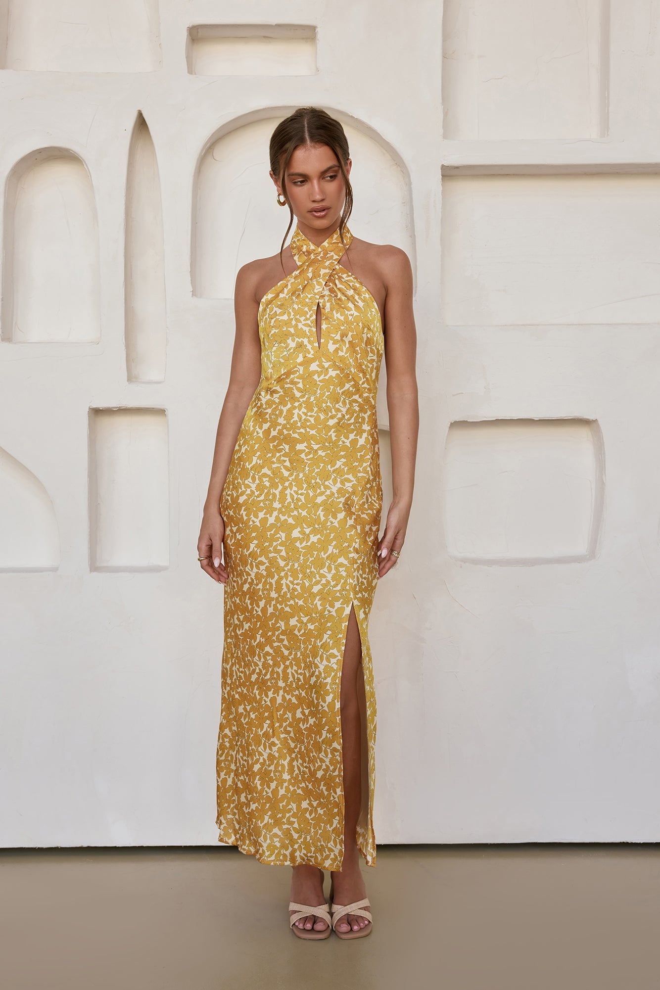 Damen Maxikleid mit Neckholder und Blumendruck Jully